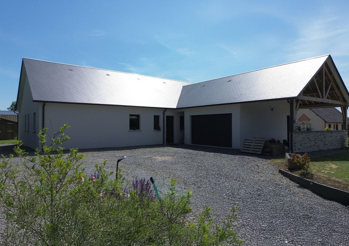 MAISON PLAIN PIED À ISIGNY-LE-BUAT à ISIGNY-LE-BUAT (secteur : AVRANCHES)