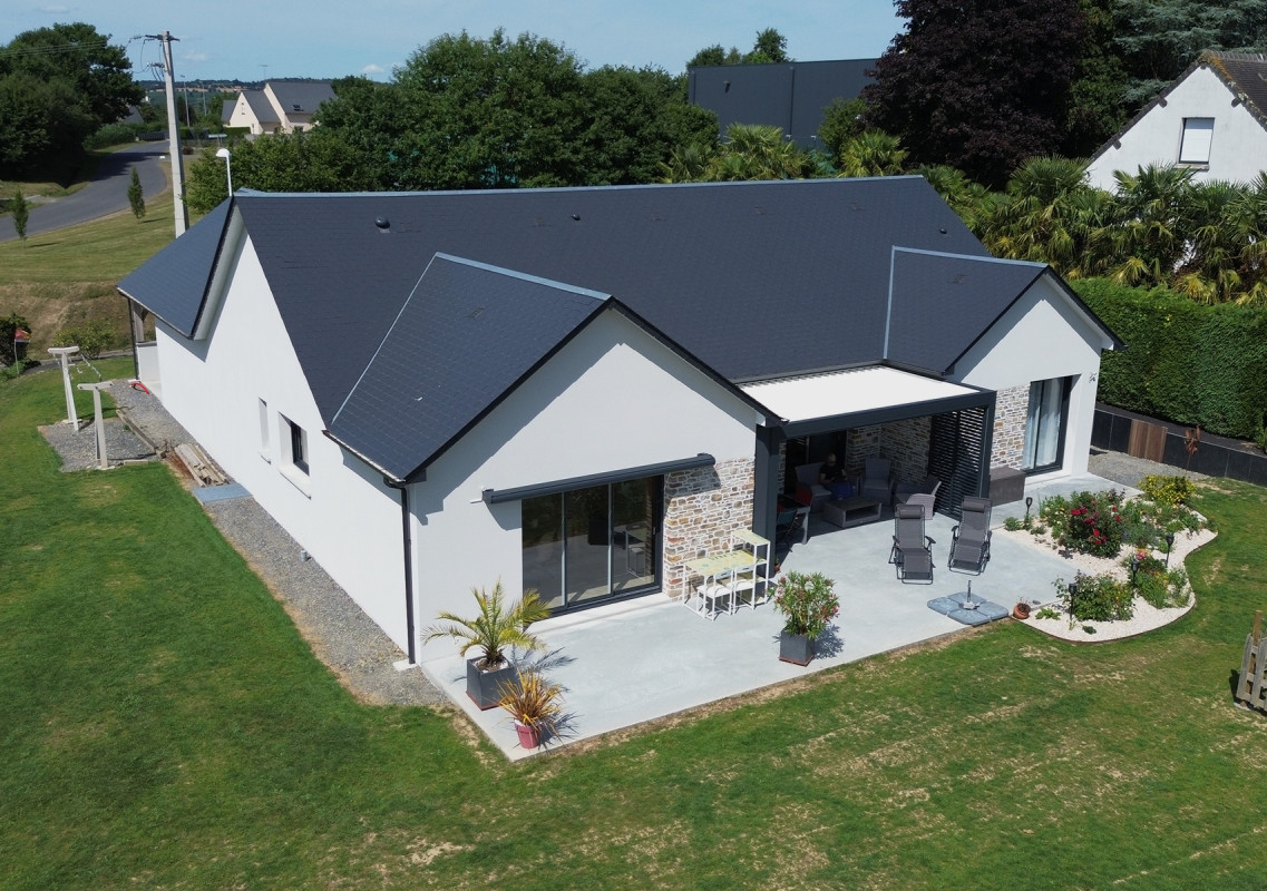 MAISON PLAIN PIED À ISIGNY-LE-BUAT à ISIGNY-LE-BUAT (secteur : AVRANCHES)