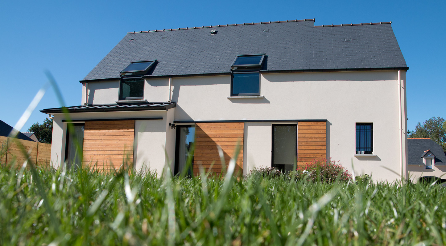 MAISON CONTEMPORAINE à SAINT-BRIAC (35) (secteur : DINARD)