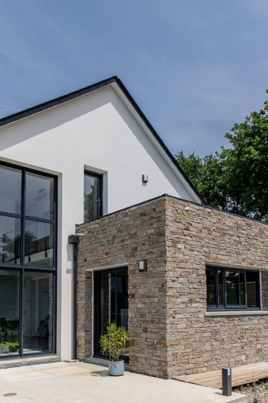 MAISON CONTEMPORAINE à HEDE-BAZOUGES (35) (secteur : SAINT-MALO)