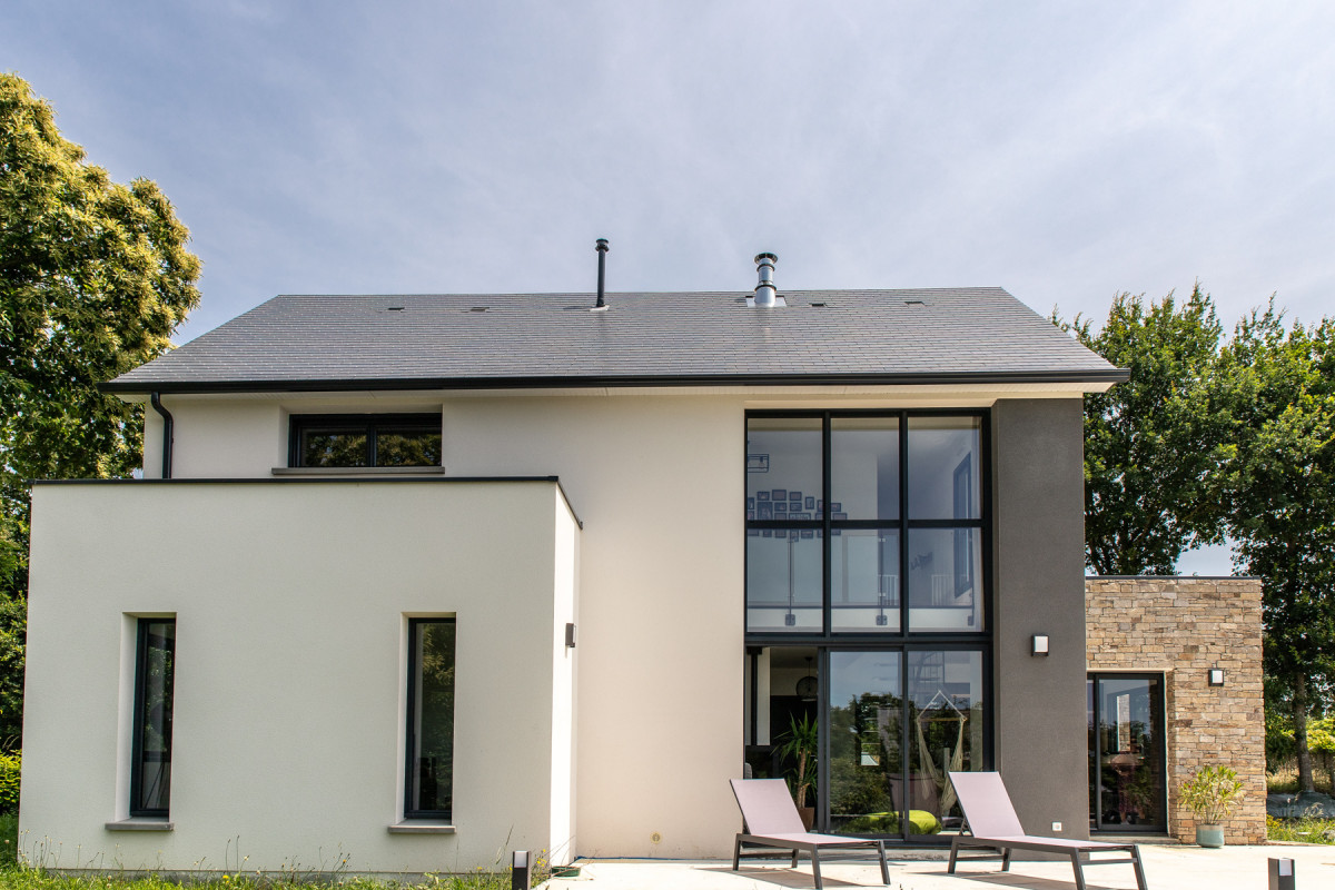 MAISON CONTEMPORAINE à HEDE-BAZOUGES (35) (secteur : SAINT-MALO)