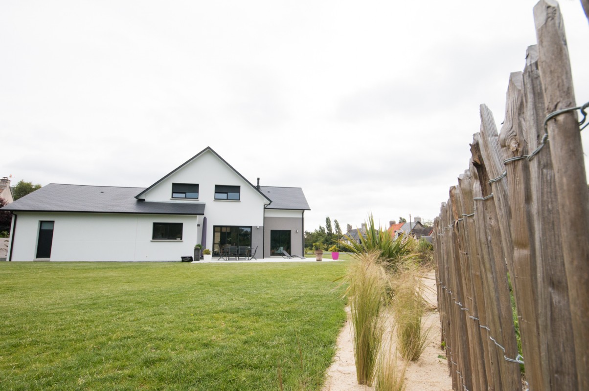 MAISON CONTEMPORAINE à SAINT-PAIR-SUR-MER (50) (secteur : GRANVILLE)