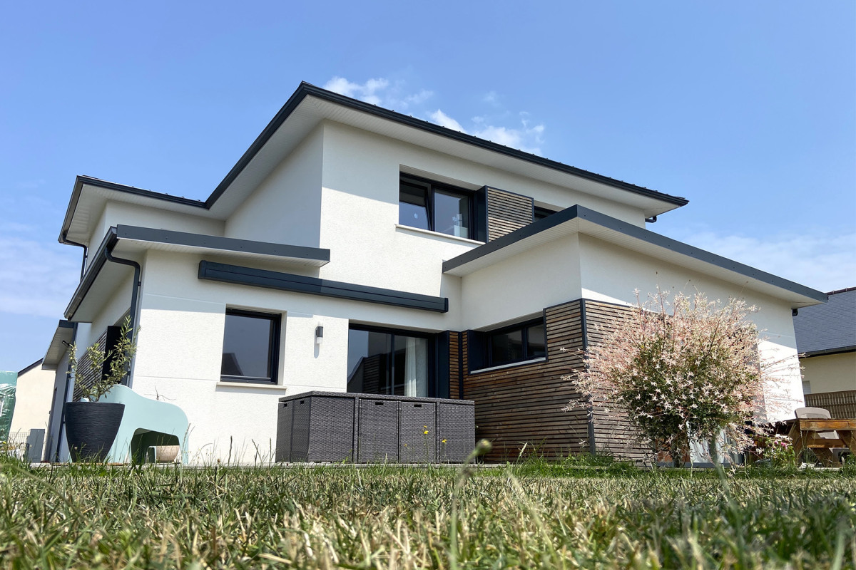 MAISON MODERNE à SAINT-MARTIN-DES-CHAMPS (secteur : AVRANCHES)